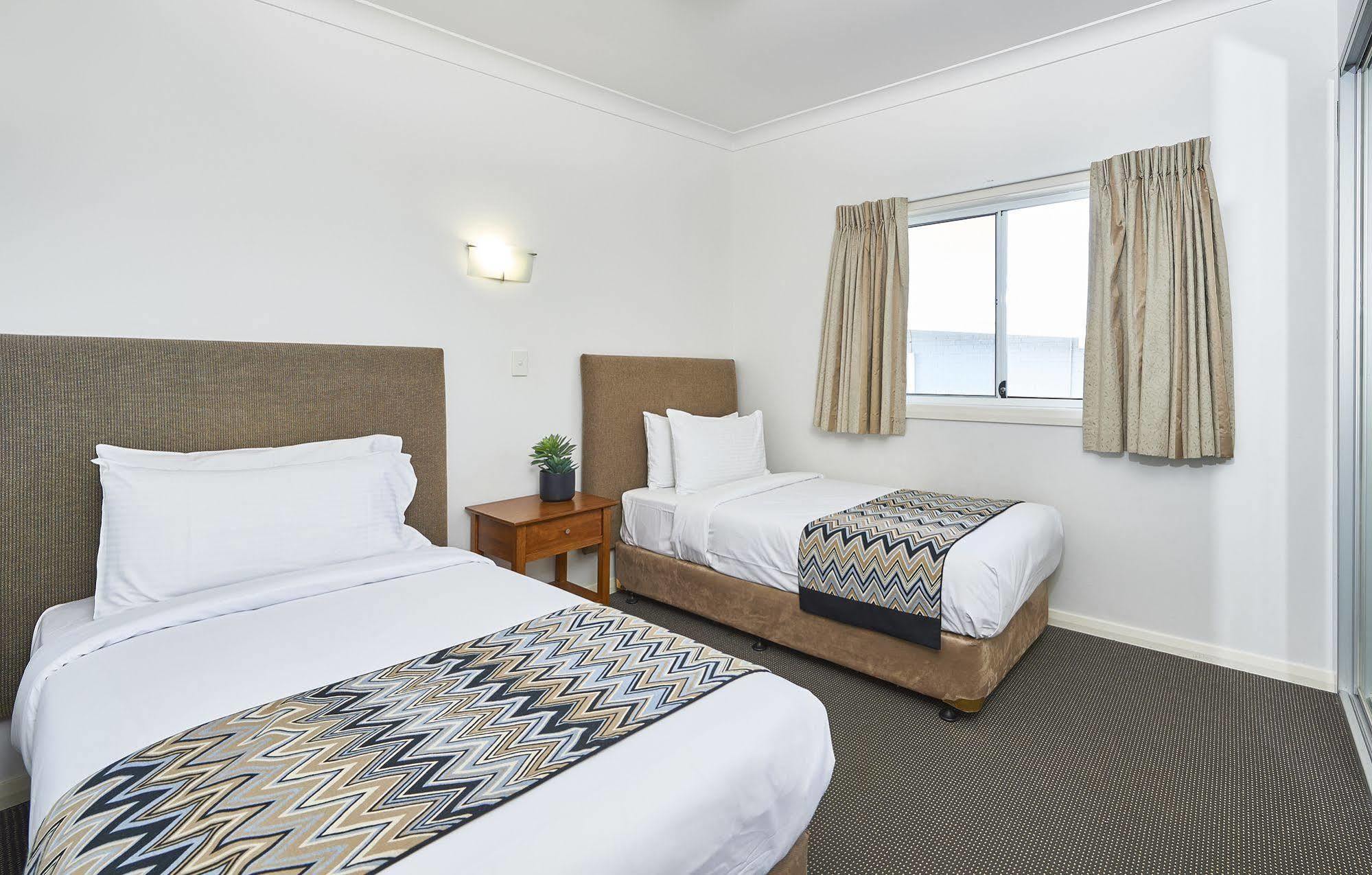 Harbourview Serviced Apartments アラダラ エクステリア 写真